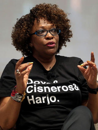 A photograph of Rita Dove speaking at an event in Phoenix, Arizona, 2017